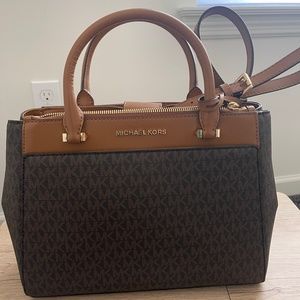 Michael kors satchel